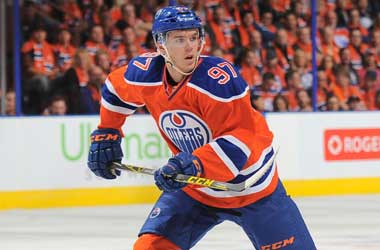 Oilers Captain Connor McDavid Steals Show At NHL Awards
