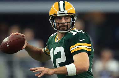 Aaron Rodgers Returns to the Green Bay Packers
