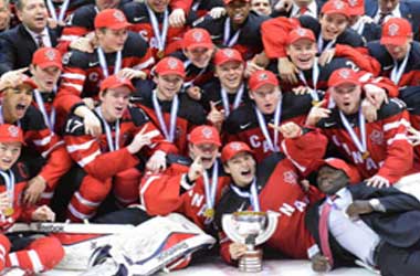 Canada scores late in the third period to win Gold at the World Juniors