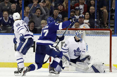 Toronto Maple Leafs Give Up Three Goal Lead to Tampa Bay and Lose 4-3
