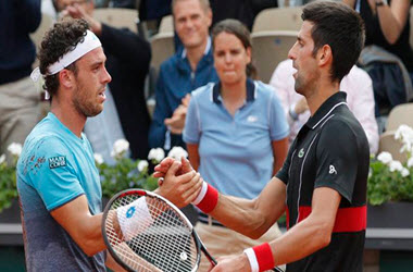 Cecchinato Defeats Djokovic at French Open Quarterfinals