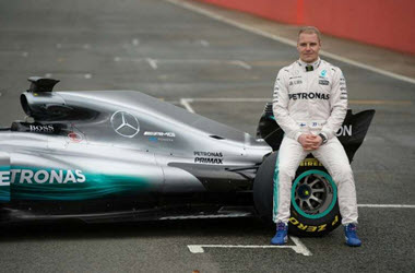 Mercedes Extends Valtteri Bottas Contract by 1 Year