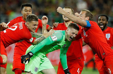 England Heading to the Quarterfinals after Defeating Columbia