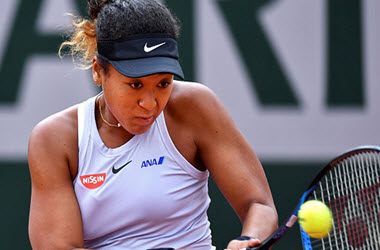 Osaka Survives Paris After Azarenka Scare