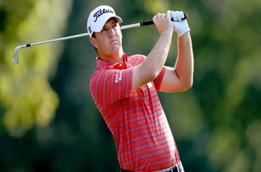 Tom Hoge takes early lead in Sanderson Farms Championship