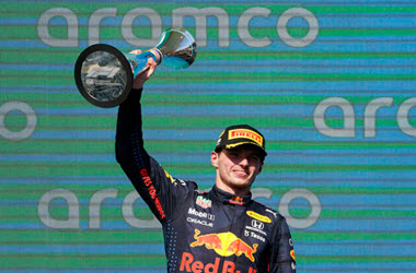 Verstappen Extends Lead – Wins U.S. Grand Prix