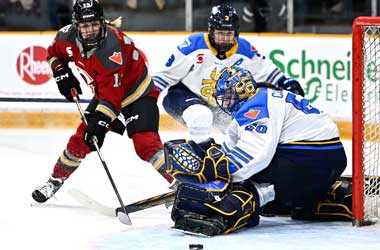 Ottawa Charge Defeat Toronto Sceptres 3-2 in PWHL