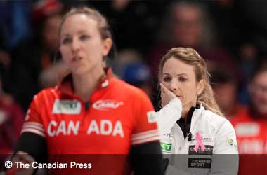 Rachel Homan and Silvana Tirinzoni at the 2025 Women's Curling Championship