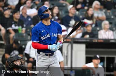 Toronto Blue Jays Defeat Chicago White Sox 8-4 for Ninth Straight Win Joey Loperfido