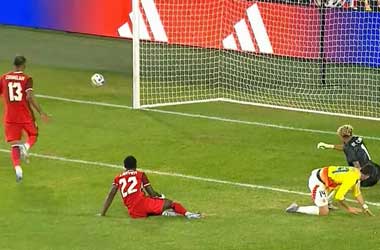 Canada Battles to 0-0 Draw with Colombia in New Jersey Dayne St. Clair keeps a clean sheet during draw against Columbia in 2025 International Friendly
