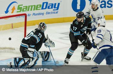 Calle Jarnkrok scores consolation goal against Utah Mammoth during 2025 NHL Season