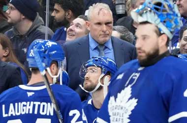 Toronto Maple Leafs’ Defensive Issues Sink Winless Homestand Craig Berube looks unpleased after seeing Toronto Maple Leafs lose 5 home games in a row during 2025 nhl season