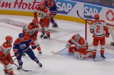 Kasperi Kapanen seals win in Game 1 First Round NHL Playoffs 2026 against the Anaheim Ducks