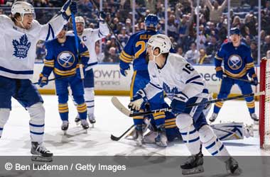 Maple Leafs Grab Atlantic Division Title After 4-0 Win Over Sabres 