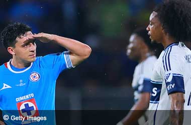 Cruz Azul Crushes Whitecaps 5-0, Wins 7th CONCACAF Title