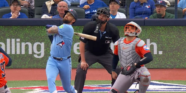 Blue Jays Slip Late in 3–1 Loss After Eighth-Inning Error Against Astros
