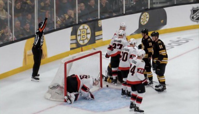 Ullmark Leaves Senators’ Win Over Bruins After Collision 